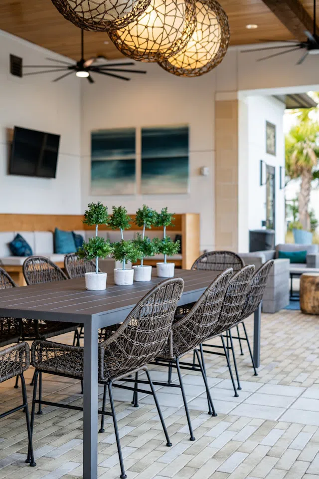 How To Organize Your Outdoor Living Space